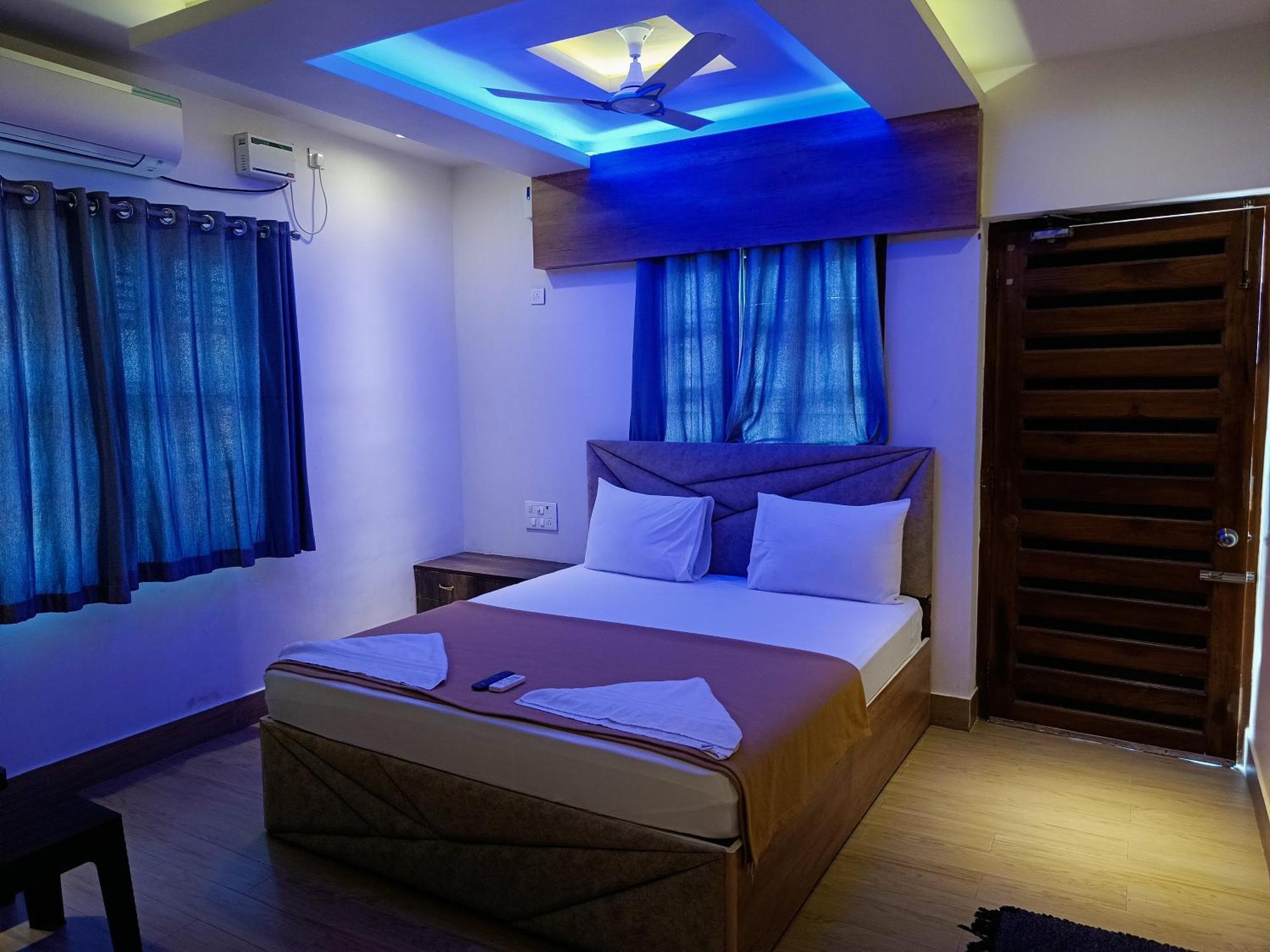 Umino Beach Resort Chennai Exterior photo